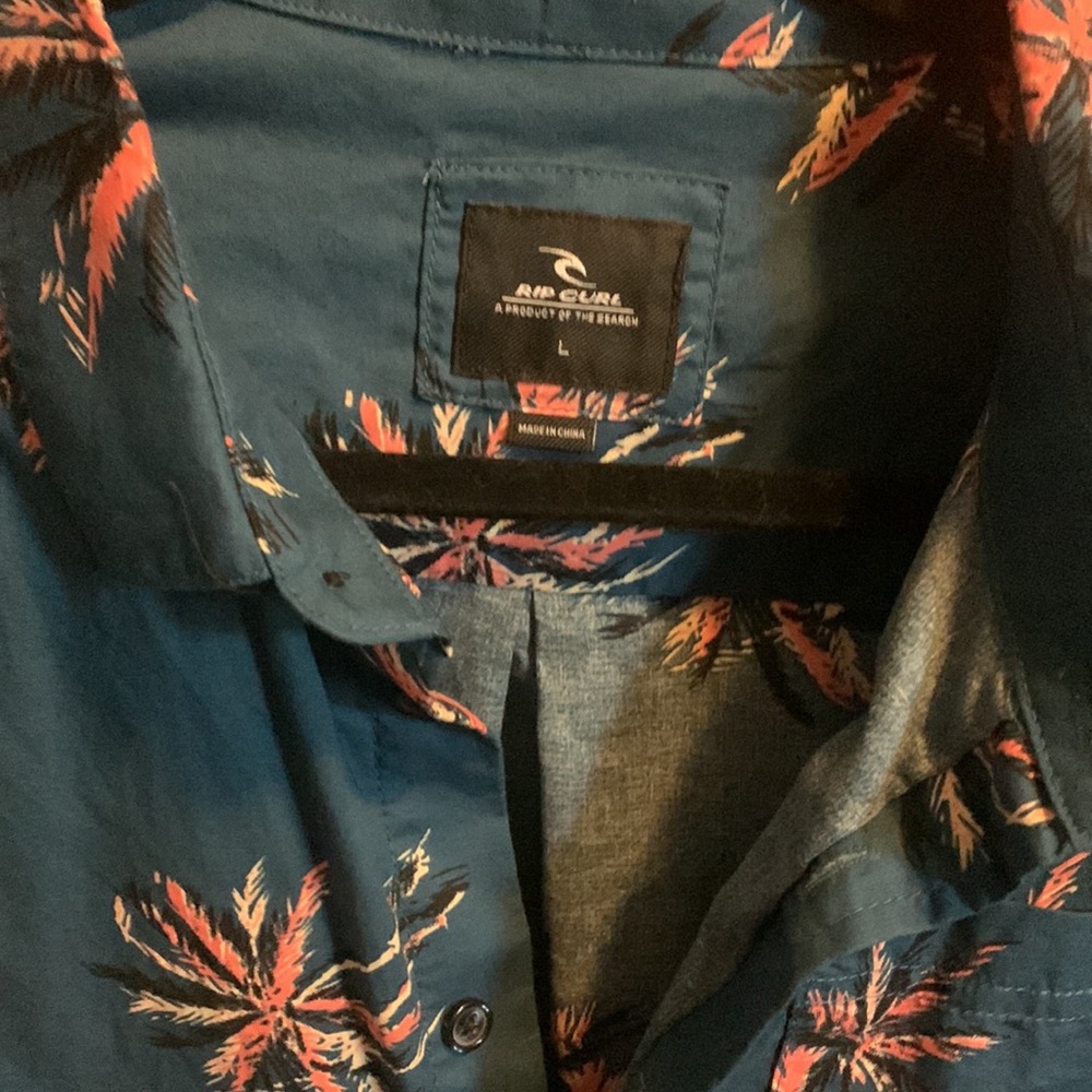 Tropical button down - Picture 2 of 3